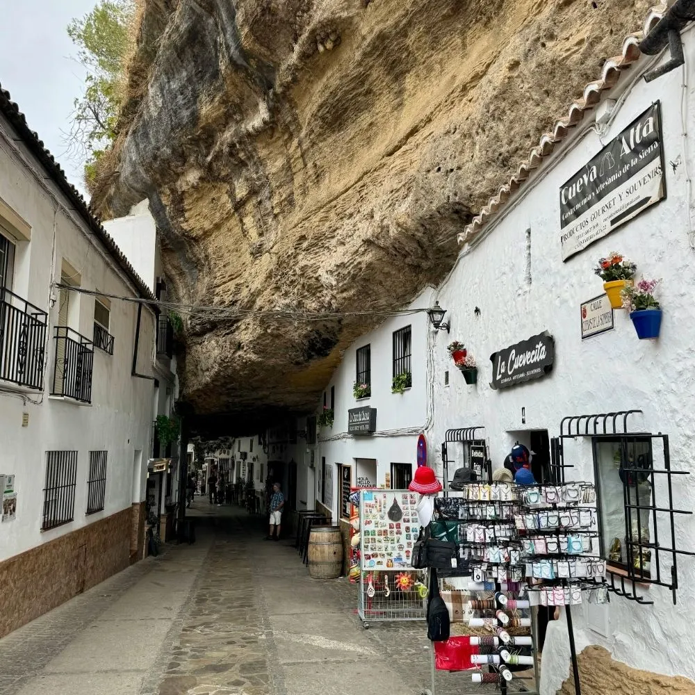 Street view under the rock in Setenil de las Bodegas – Colorido Tours