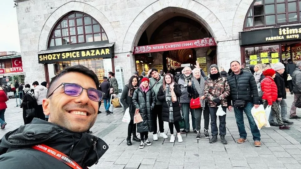 Outside view of the Spice Market in Istanbul – Colorido Tours