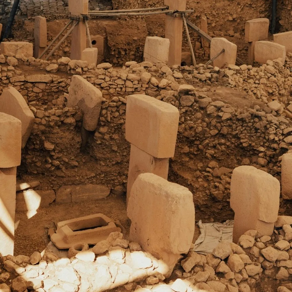 T-shaped pillars inside one of the circular enclosures of Göbeklitepe, under the protective roof