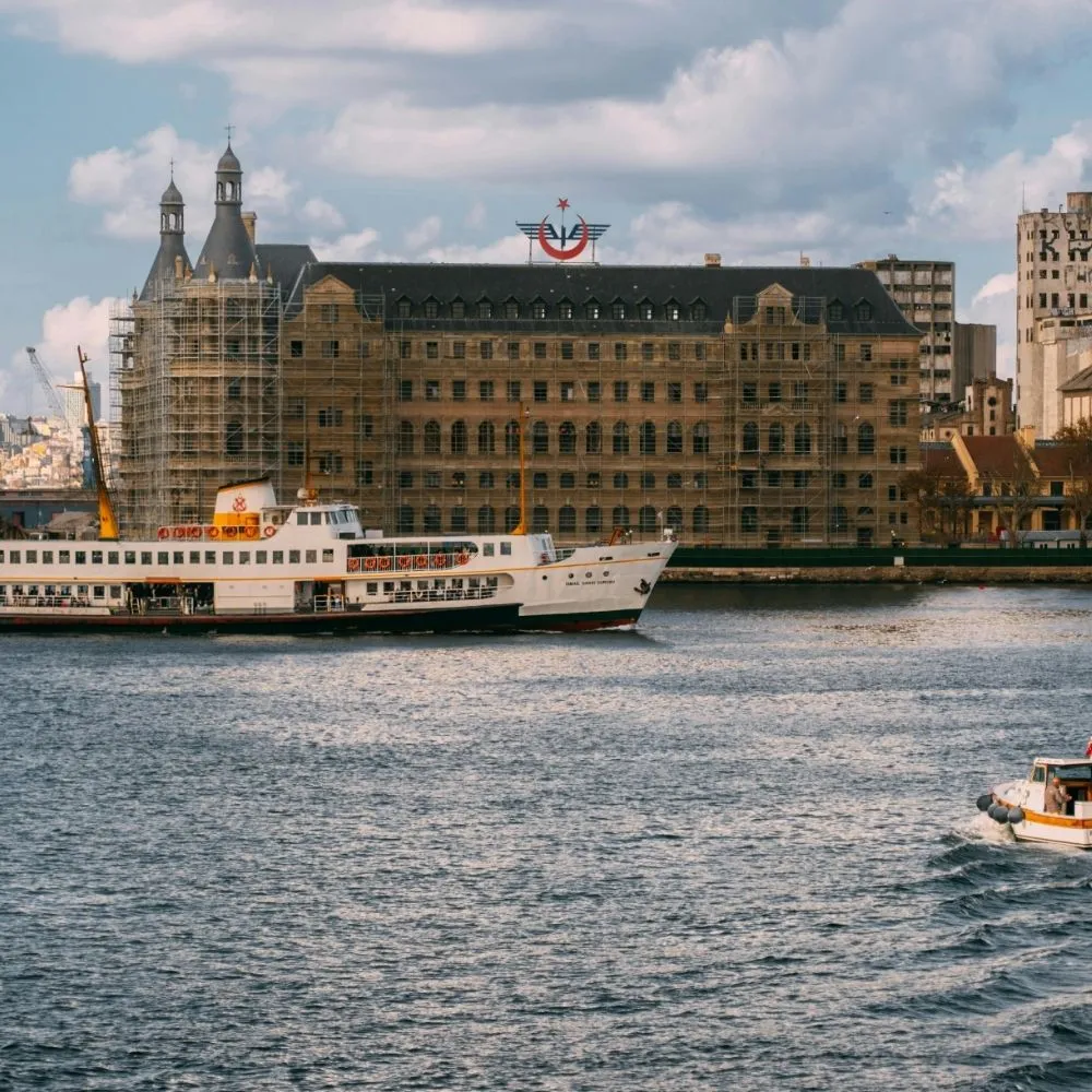 Haydarpaşa station from the ferry, Asian shore