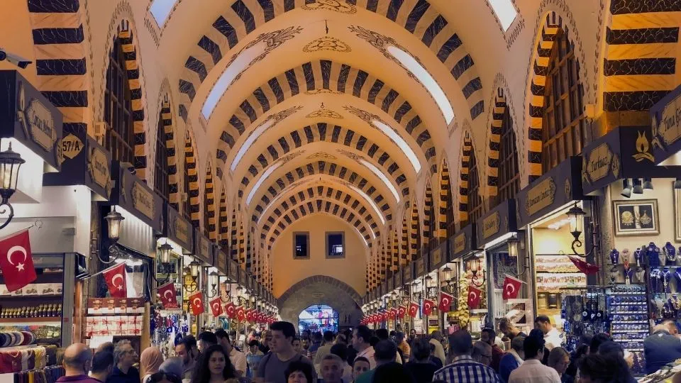 La arquitectura del Mercado de las Especias – Colorido Tours