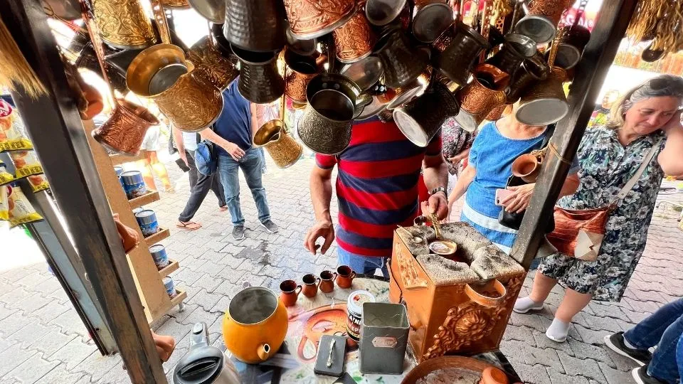 Cafeteras de cobre para preparar café turco – Colorido Tours
