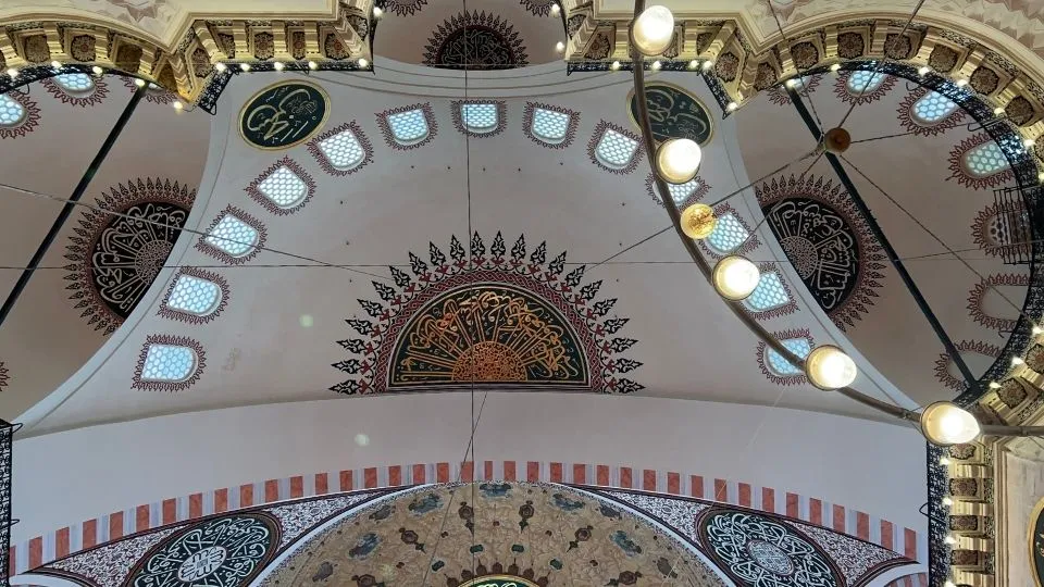 Details of the Süleymaniye Mosque – Colorido Tours