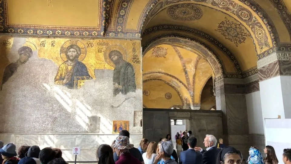 The Deesis mosaic in Hagia Sophia – Colorido Tours