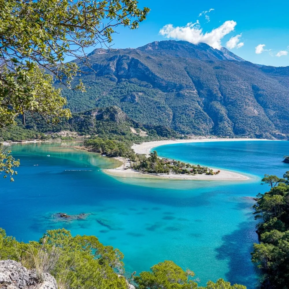 La laguna de Ölüdeniz, Fethiye – Colorido Tours