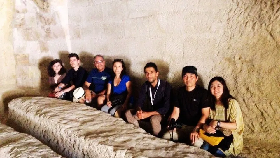 Refectorio excavado en la roca del museo al aire libre de Göreme – Colorido Tours